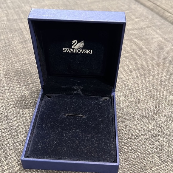 Swarovski set - Picture 7 of 8